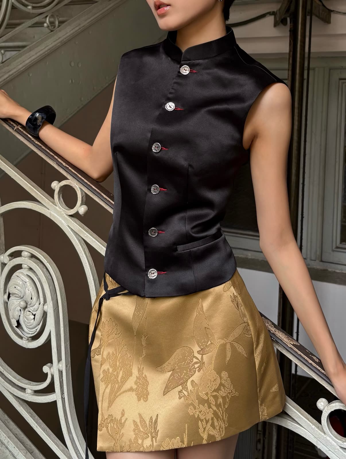 Thảo, Thome Designs, frame 3 of 7